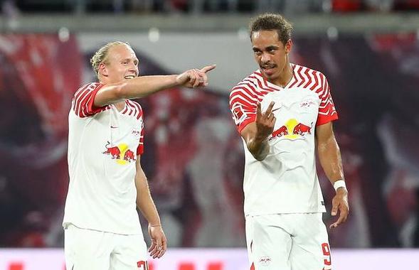 关于斯图加特攻守兼备,取得惊人胜利的信息 关于斯图加特攻守兼备,取得惊人胜利的信息