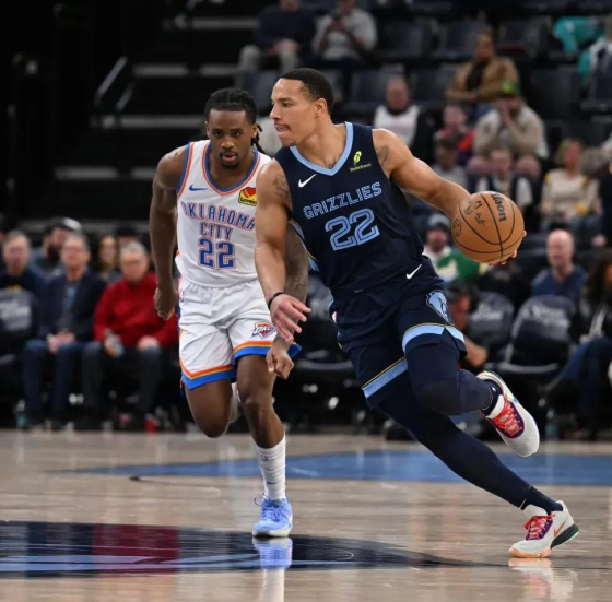 灰熊胜活塞,莫兰特缴出神奇表现 灰熊胜活塞,莫兰特缴出神奇表现