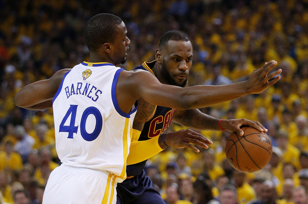 詹皇砍下三双,骑士取得胜利 詹皇砍下三双,骑士取得胜利