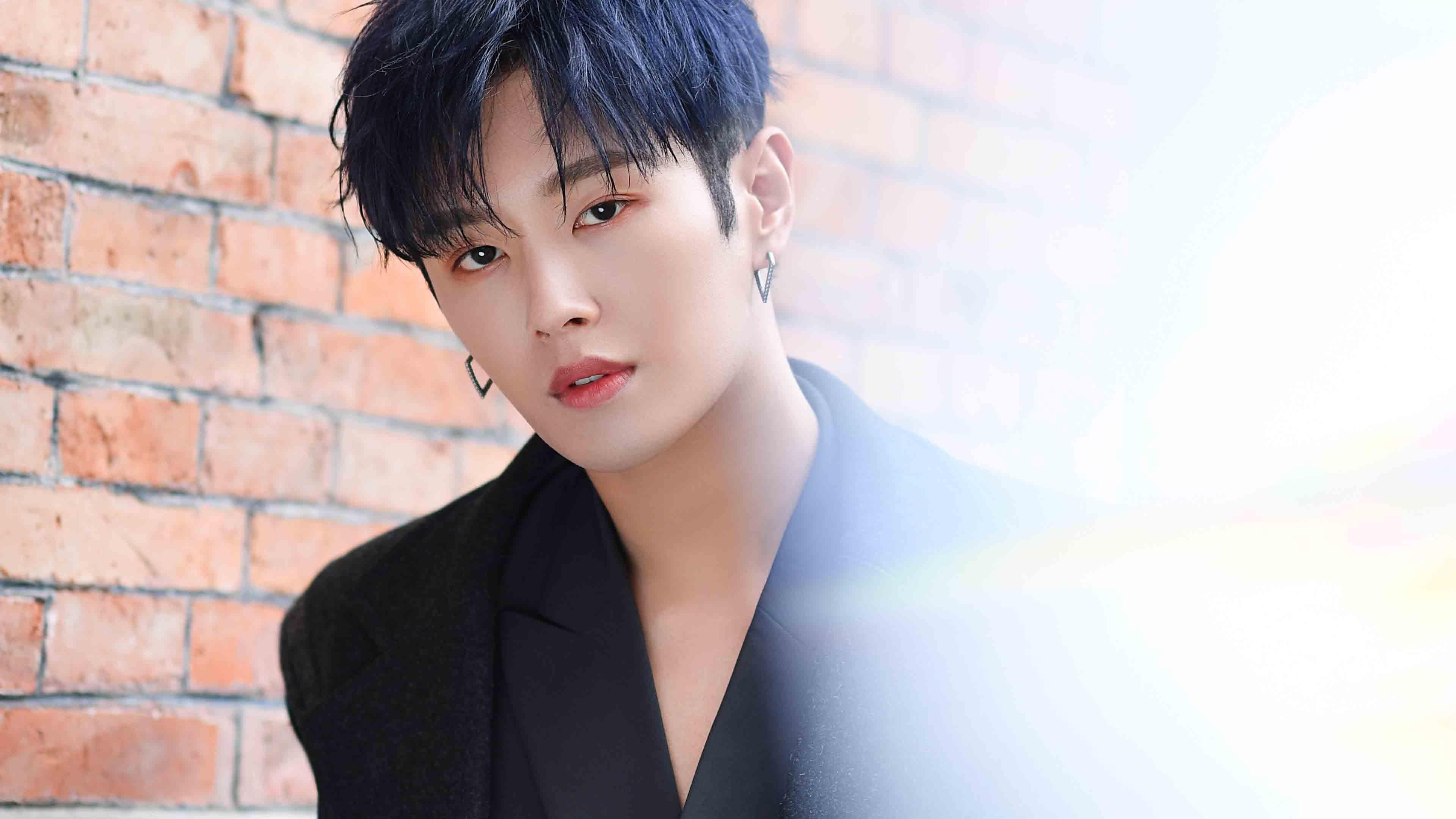 引擎轰鸣与三分暴雨，当拉文在F1赛道接管比赛